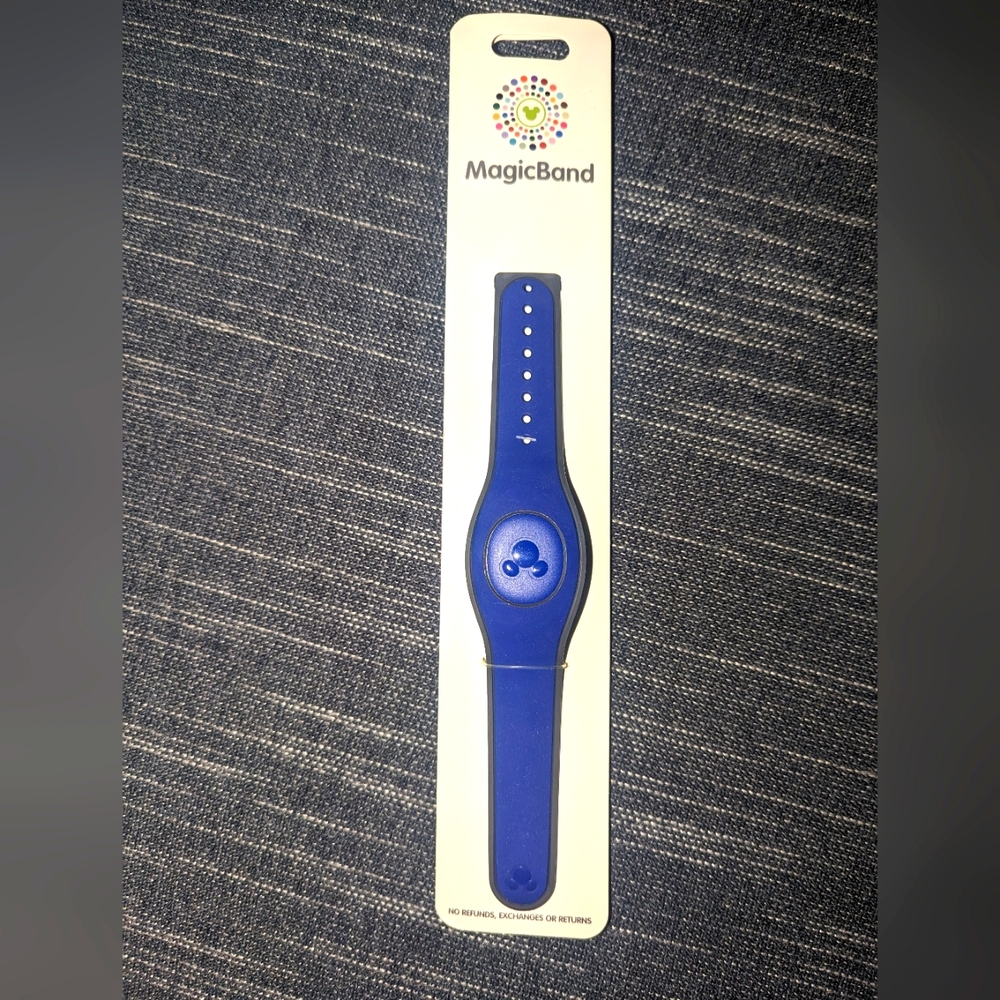 Royal blue Disney magic band